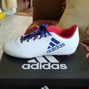 Adidas soccor shoes